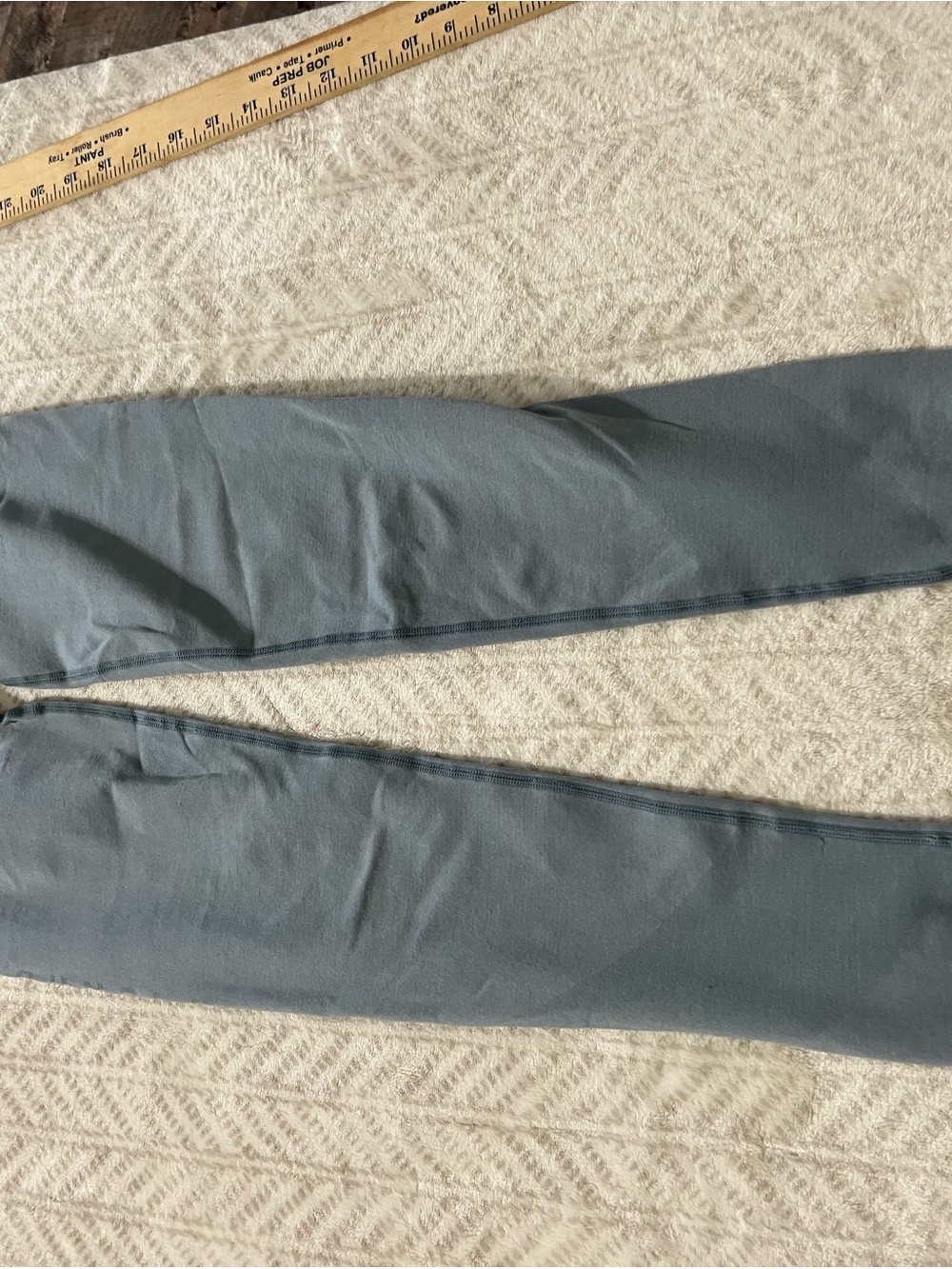 YoungLa Small Leggings - Picture 2 of 8